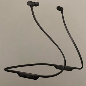 Bowers and Wilkins p13 wireless headphones
No box